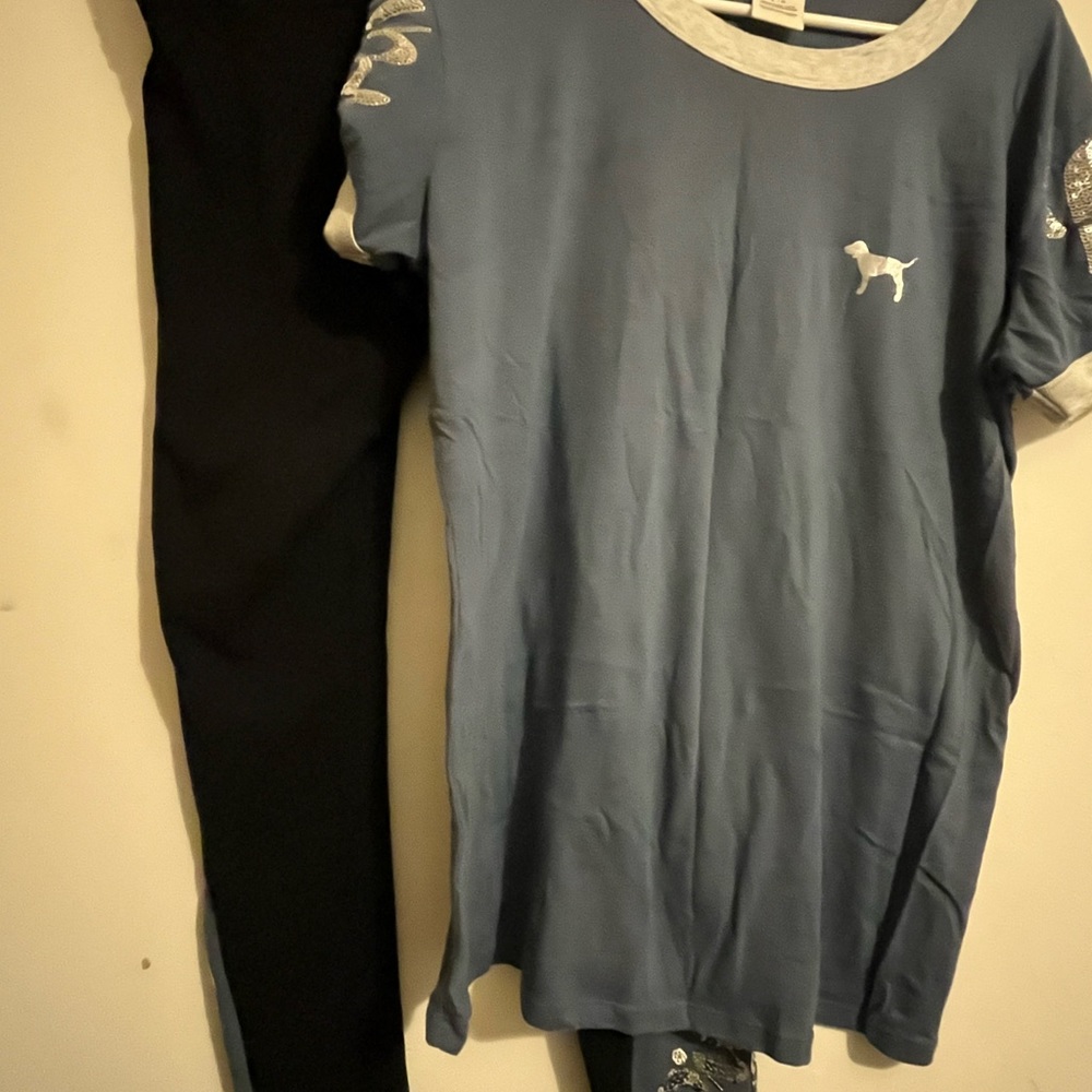 Victoria Secret pink yoga set black and light blue gray color top